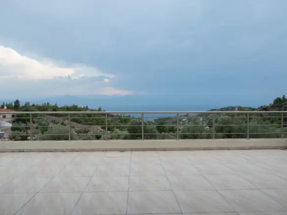 9-bedroom Detached House In Loutraki-perachora, Greece (500 M²)