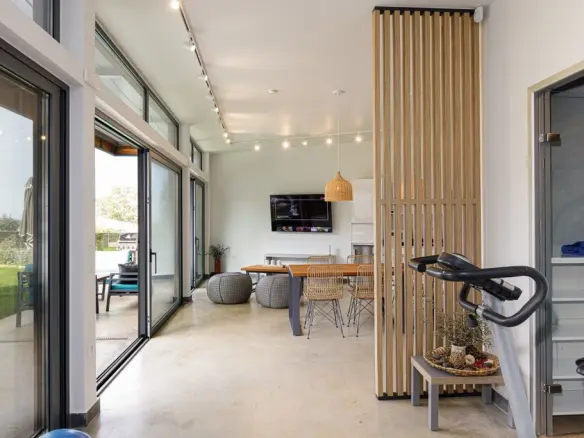 5-bedroom Villa In Geropotamos, Greece (340 M²)