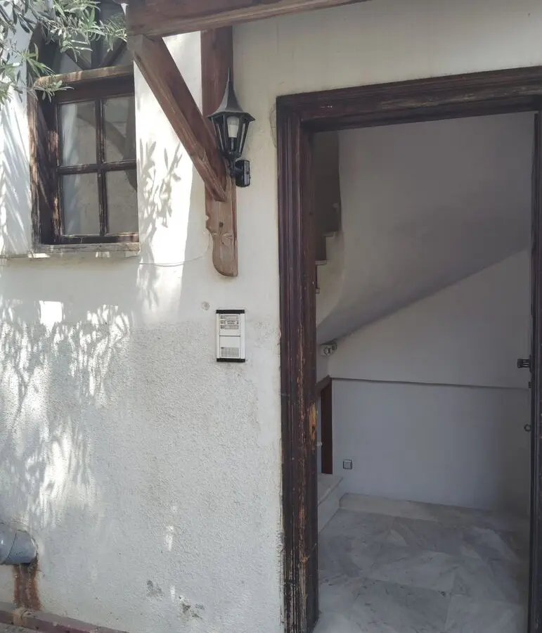 2-bedroom Duplex In Evosmos, Greece (180 M²)