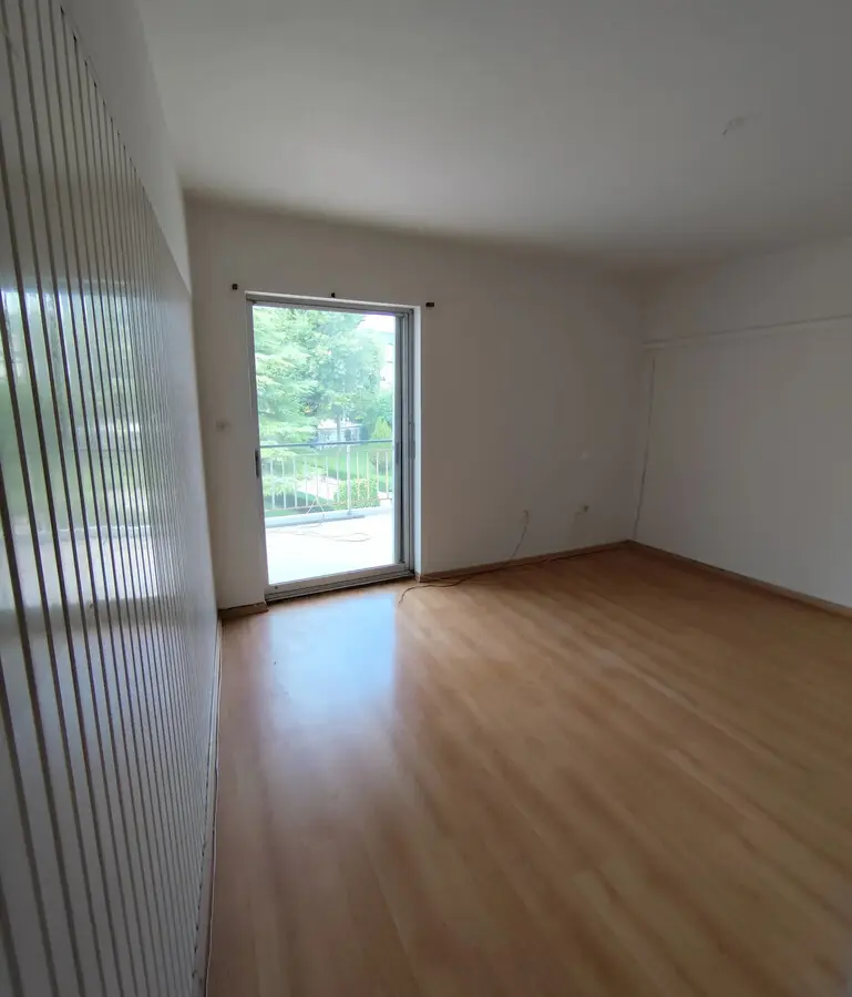 2-bedroom Flat In Petroupoli, Greece (100 M²)