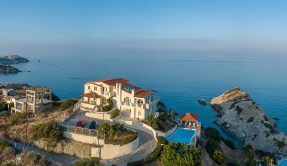5-bedroom Villa In Gazi, Greece (413 M²)
