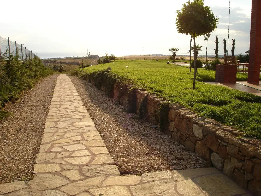 Villa Of 365 M² In The Suburbs Of Thessaloniki