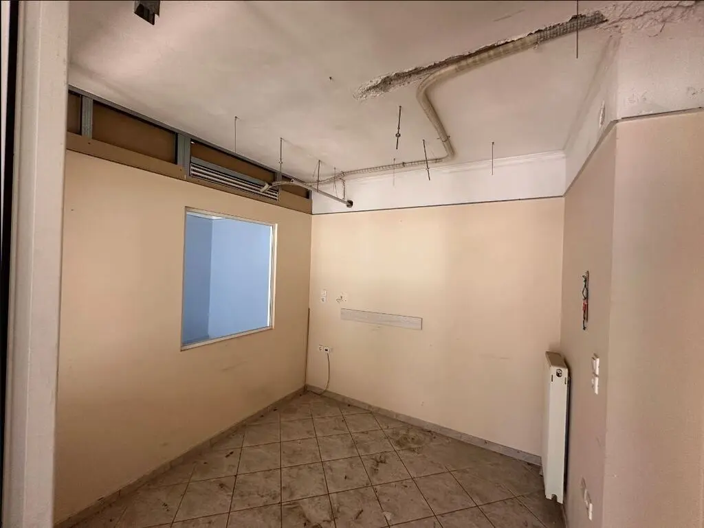 Commercial Property Of 91 M² In Athens