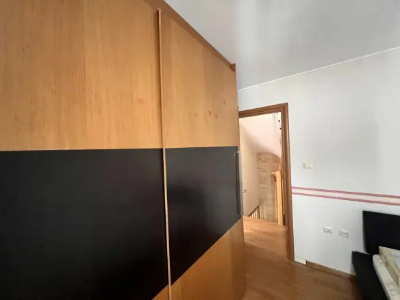 4-bedroom Maisonette In Acharnes, Greece (162 M²)