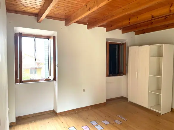 2-bedroom Flat In Corfu, Greece (104 M²)