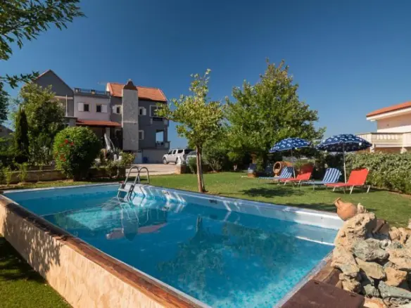 Villa Of 386 M² In Crete
