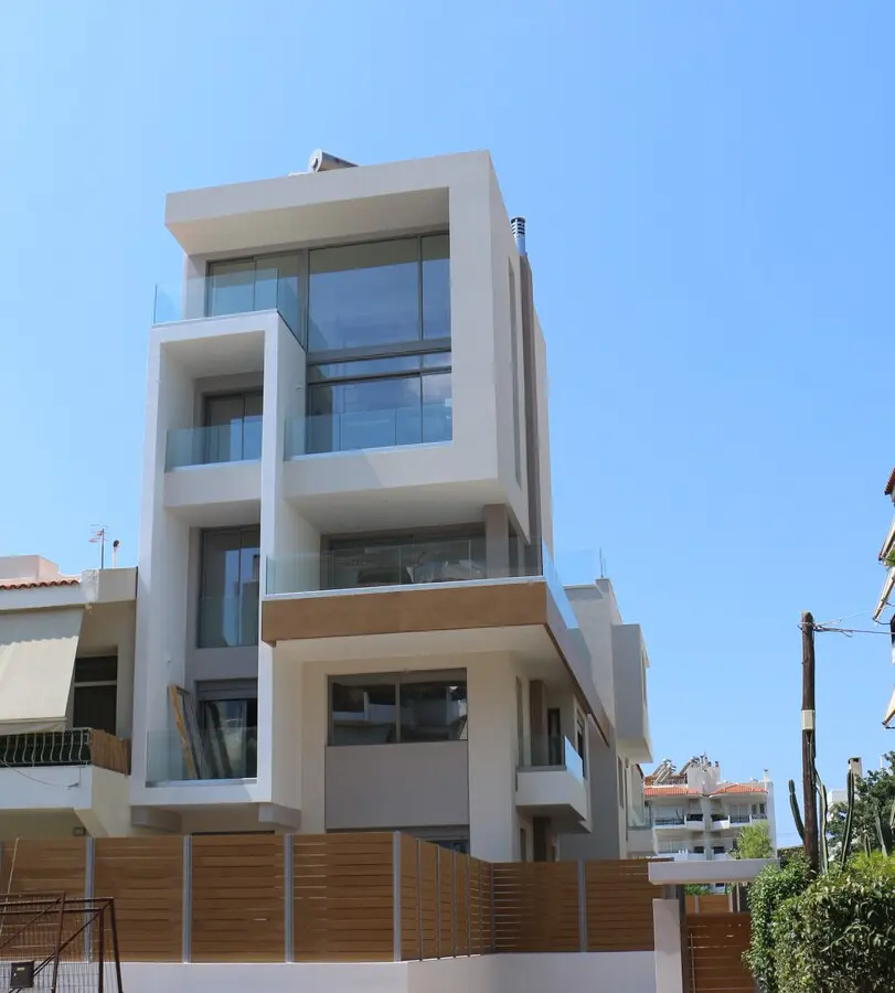 2-bedroom Maisonette In Glyfada, Greece (90 M²)
