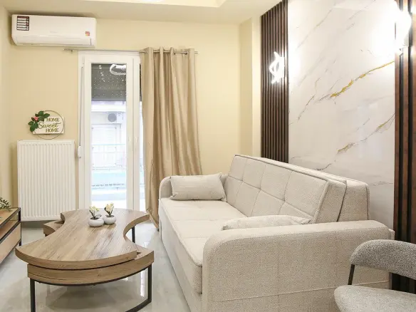 2-bedroom Flat In Center Of Thessaloniki, Greece (49 M²)