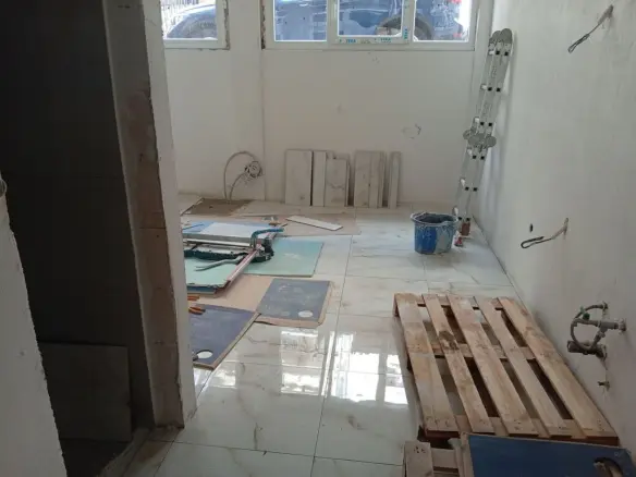 Flat In Toumpa, Greece (200 M²)
