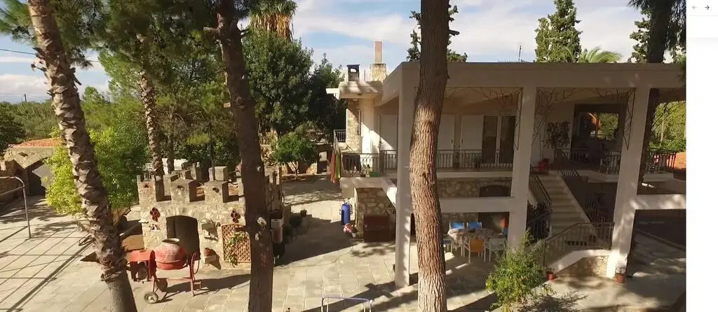 Villa Of 200 M² In Peloponnese