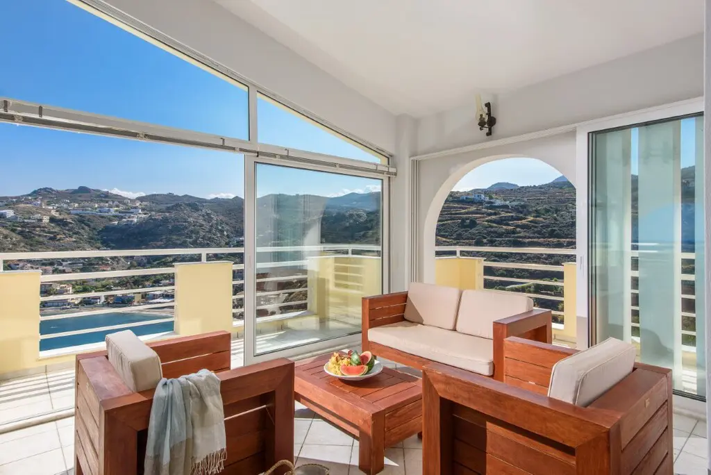 Villa Of 413 M² In Crete