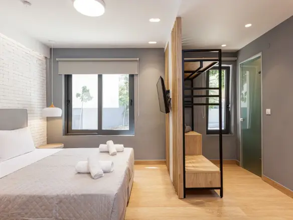 5-bedroom Villa In Geropotamos, Greece (340 M²)