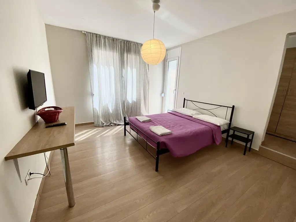Flat Of 100 M² In Athens