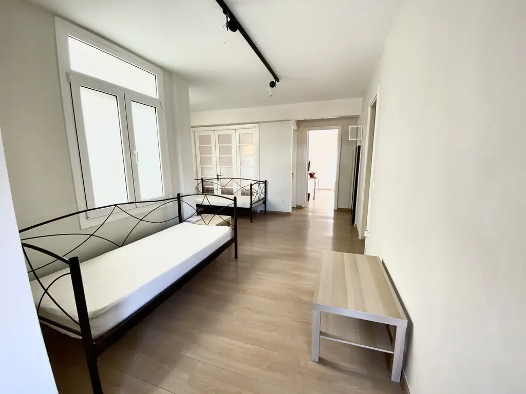 Flat Of 100 M² In Athens