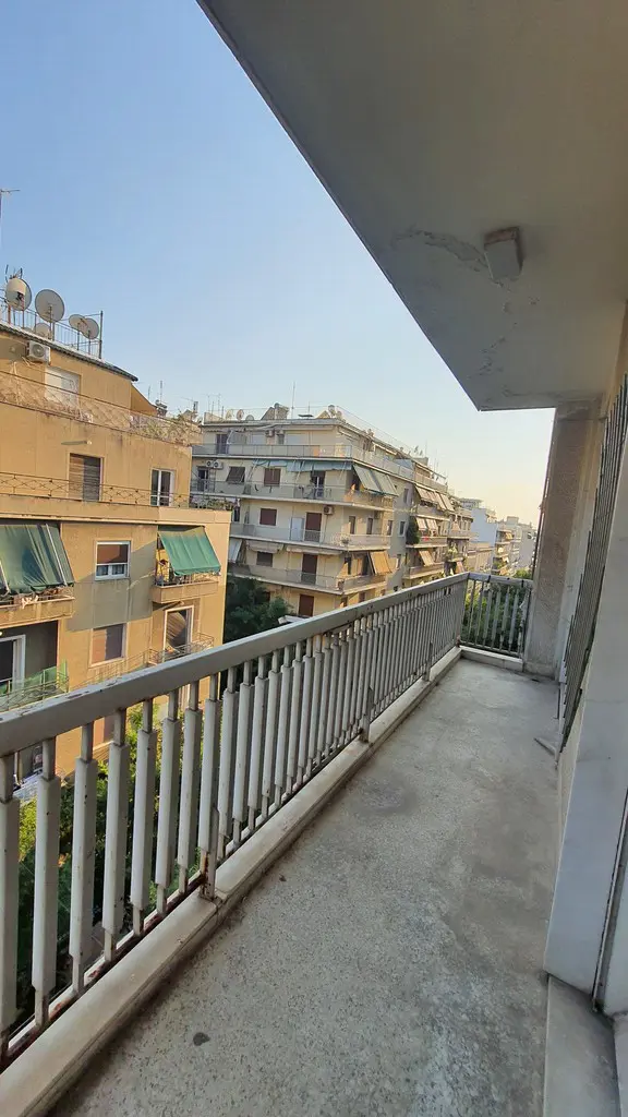 Flat Of 120 M² In Athens