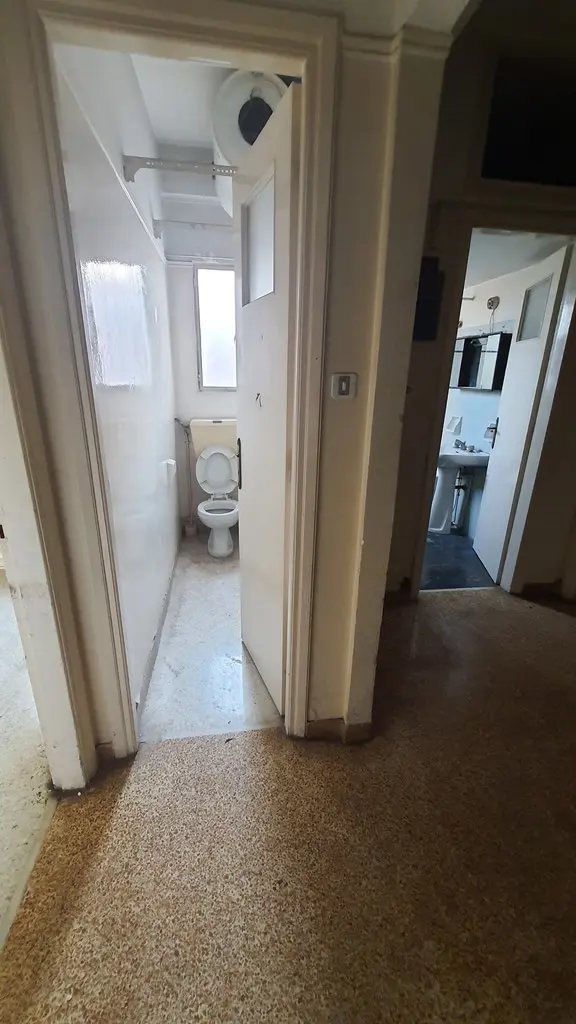 Flat Of 120 M² In Athens