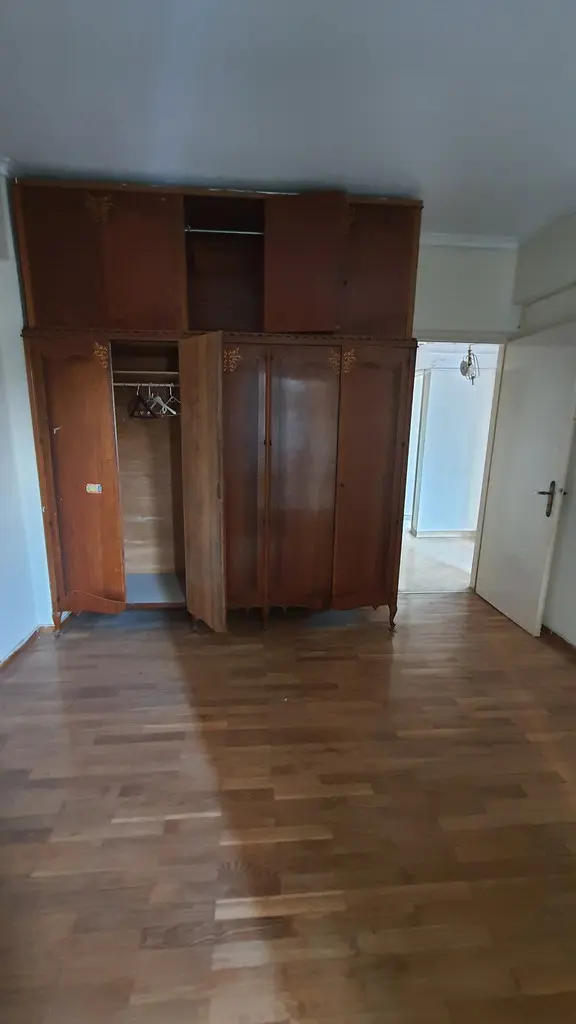 Flat Of 120 M² In Athens