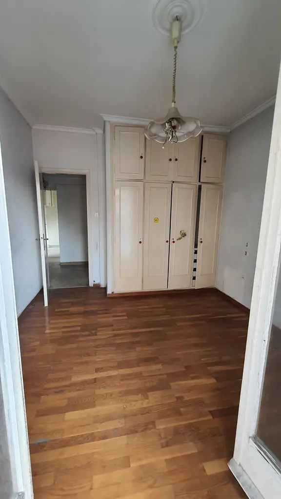 Flat Of 120 M² In Athens