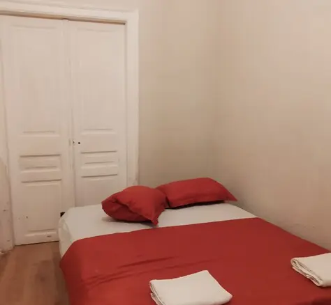 2-bedroom Flat In Attiki, Greece (80 M²)