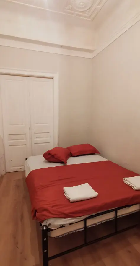 2-bedroom Flat In Attiki, Greece (80 M²)