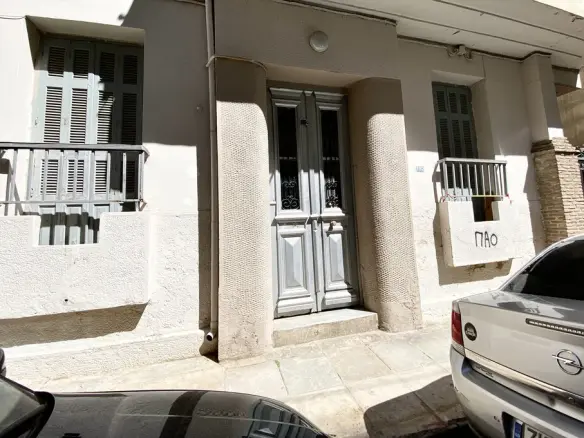 2-bedroom Flat In Attiki, Greece (80 M²)