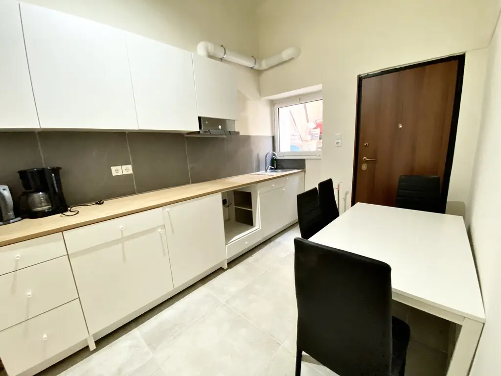 Flat Of 80 M² In Athens