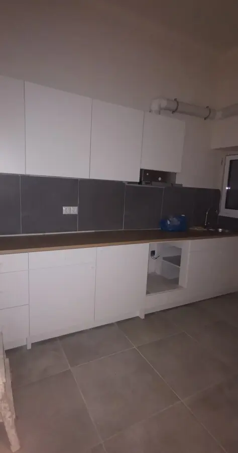 2-bedroom Flat In Attiki, Greece (80 M²)