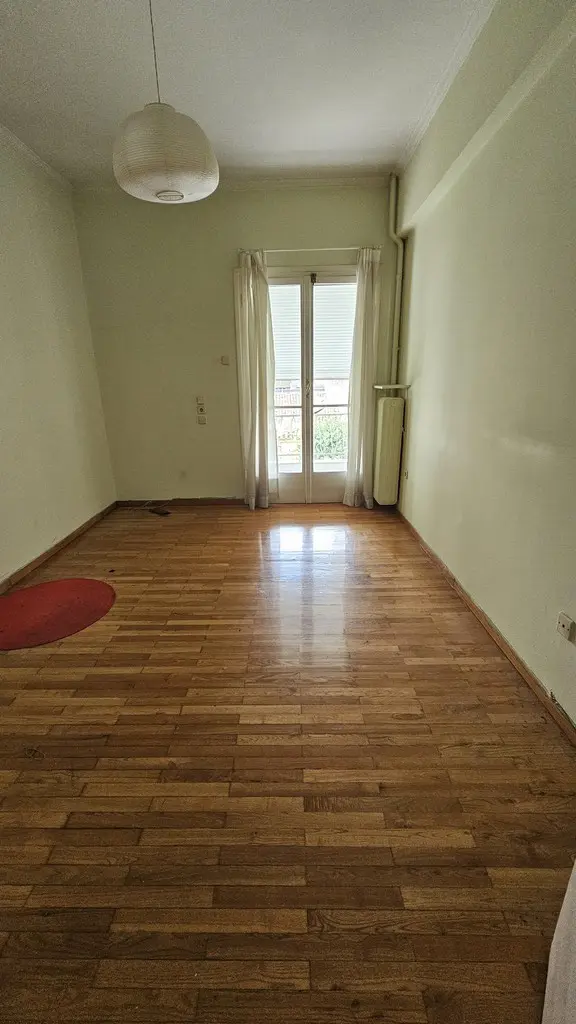 Flat Of 144 M² In Athens