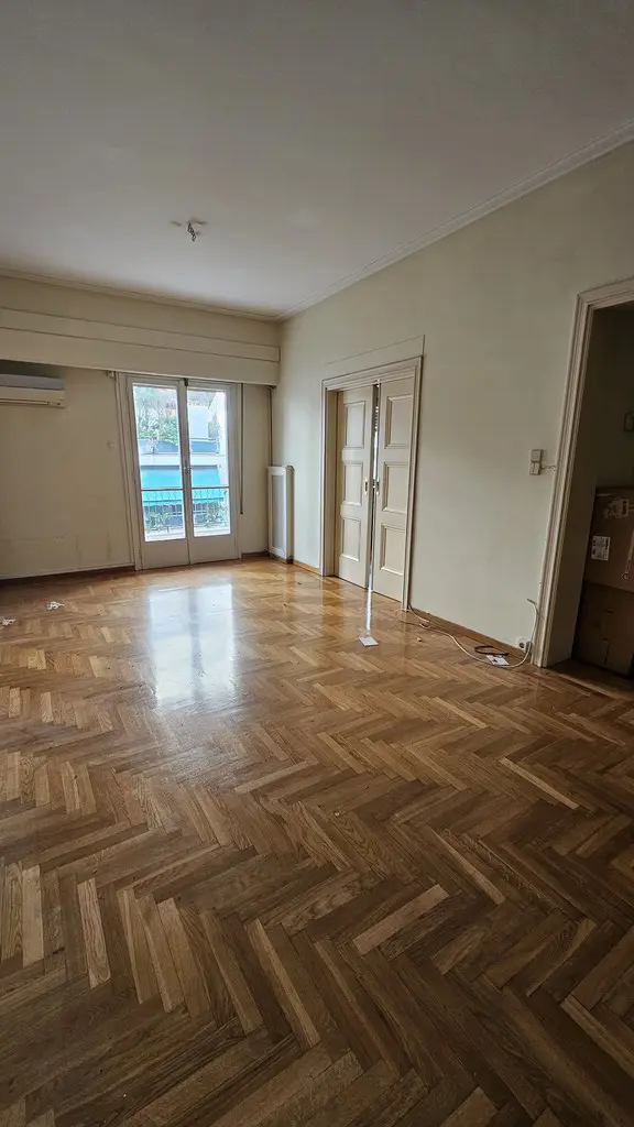 Flat Of 144 M² In Athens