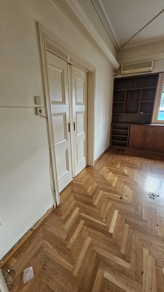 Flat Of 144 M² In Athens