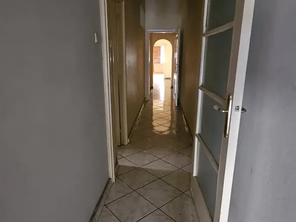 2-bedroom Flat In Athens – Center – Center, Greece (144 M²)