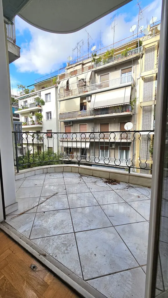 Flat Of 144 M² In Athens