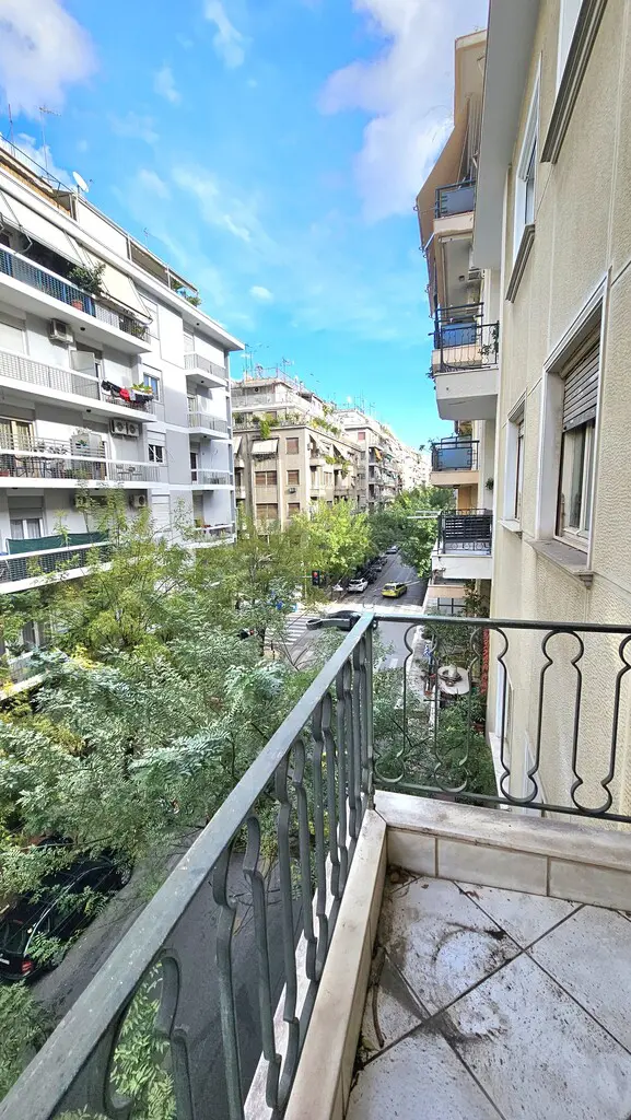 Flat Of 144 M² In Athens