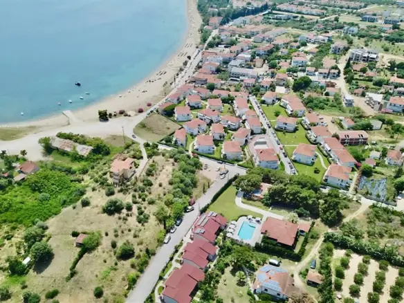 2-bedroom Maisonette In Poligiros, Greece (88 M²)