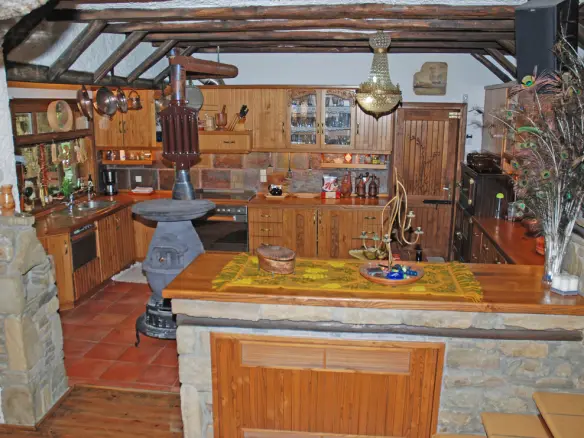 5-bedroom Detached House In Korinos, Greece (285 M²)