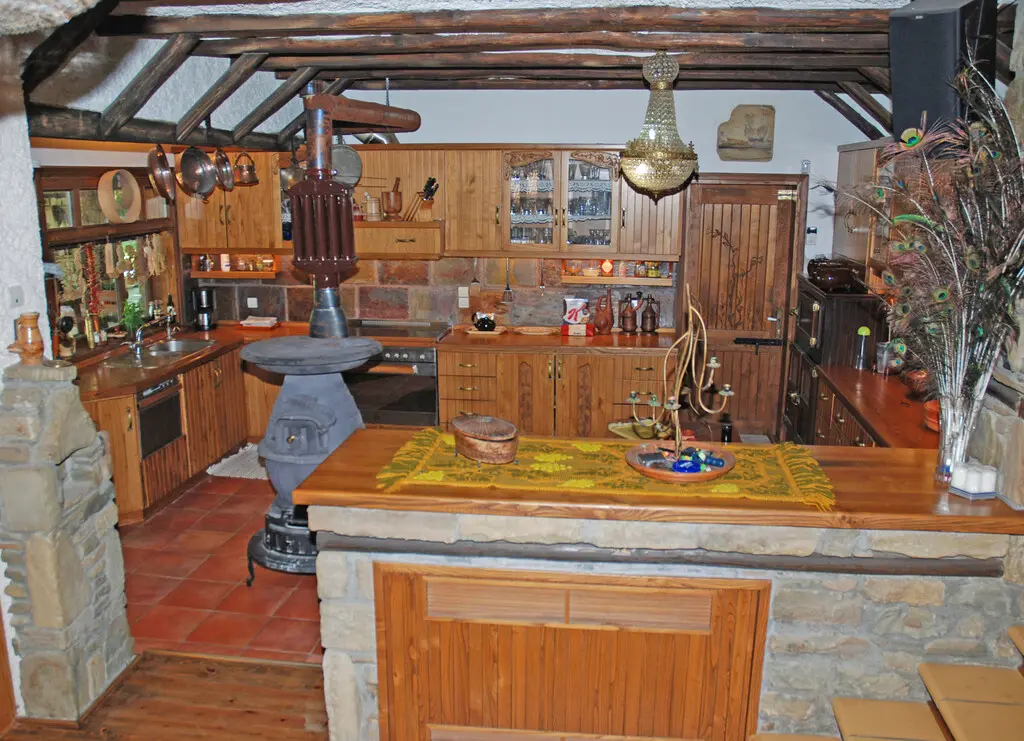 Detached House Of 285 M² In Olympic Coast