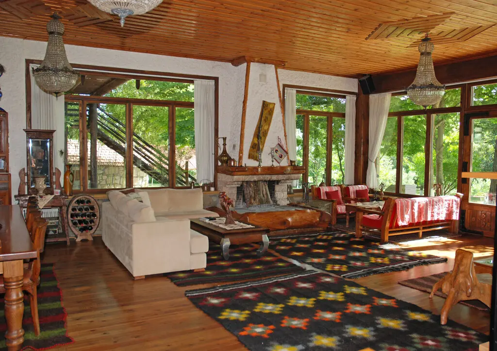 Detached House Of 285 M² In Olympic Coast