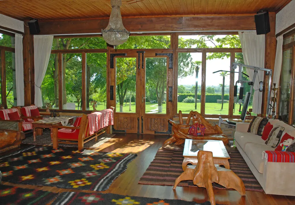Detached House Of 285 M² In Olympic Coast