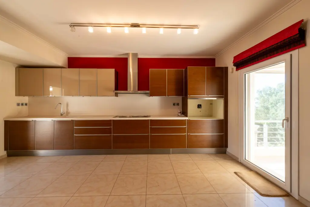 Maisonette Of 204 M² In Athens