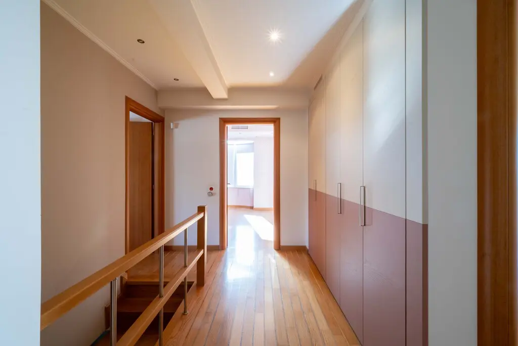 Maisonette Of 204 M² In Athens