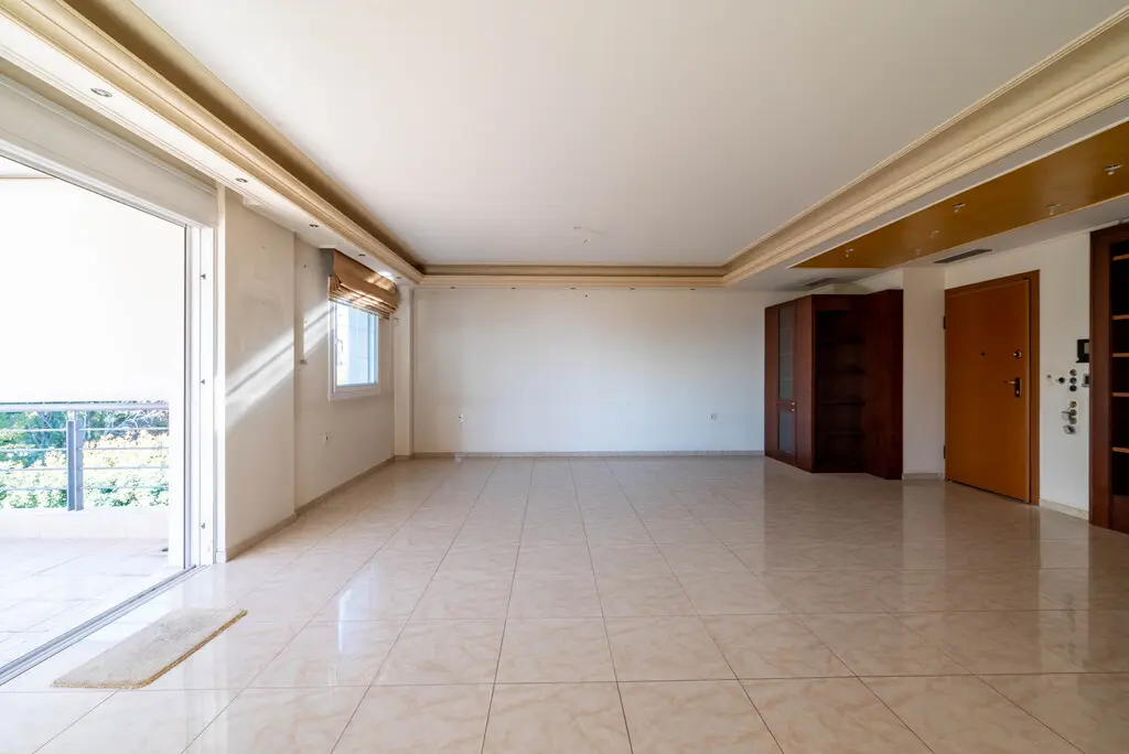 Maisonette Of 204 M² In Athens