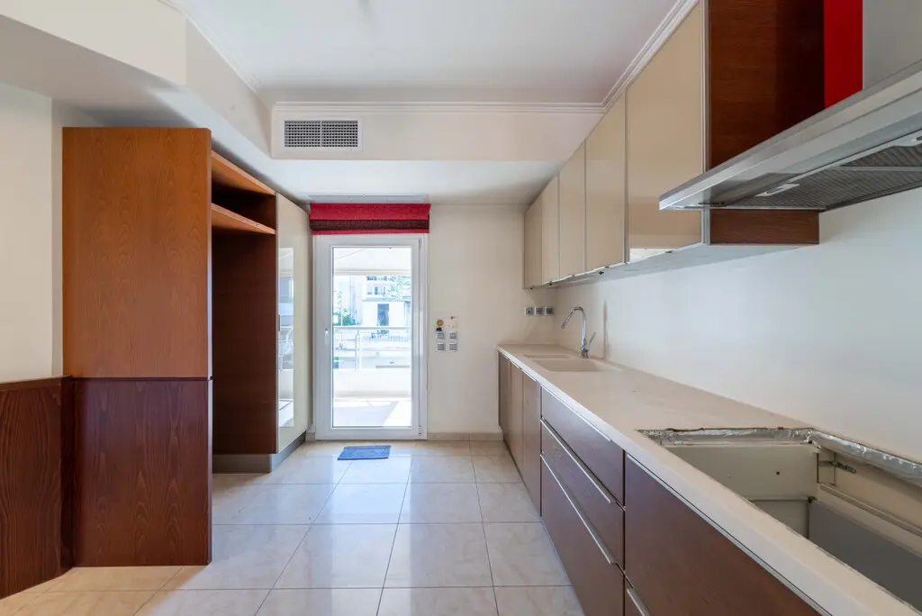 Maisonette Of 204 M² In Athens