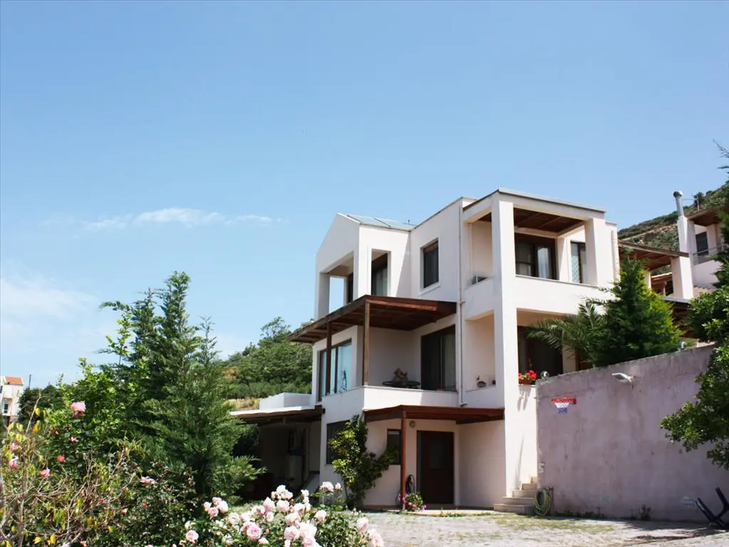 Detached House Of 160 M² In Crete