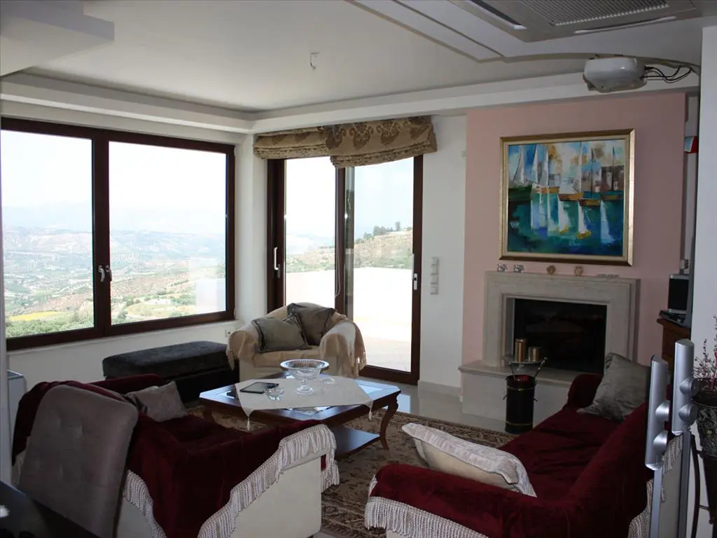 Detached House Of 160 M² In Crete