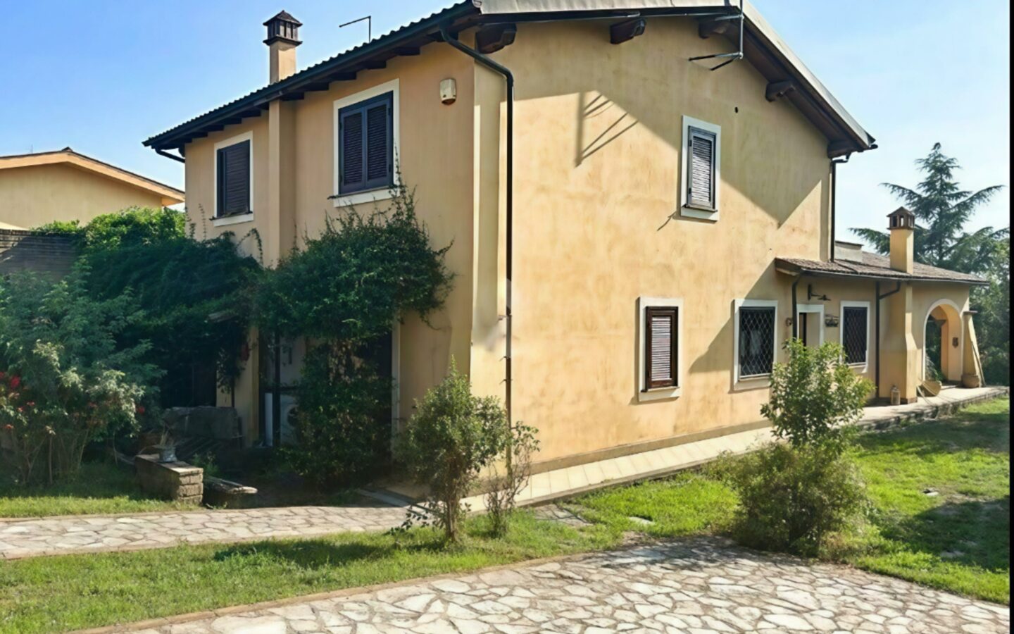 Stunning Semi-detached Villa In Colle Diana (sutri)