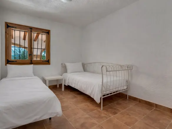 7-bedroom Villa In Jávea, Spain (622 M²)