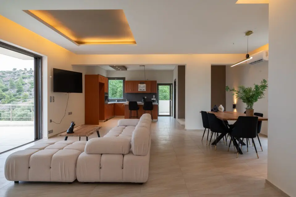 Detached House Of 500 M² In Peloponnese
