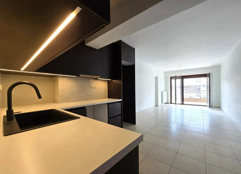 Flat Of 79 M² In Athens