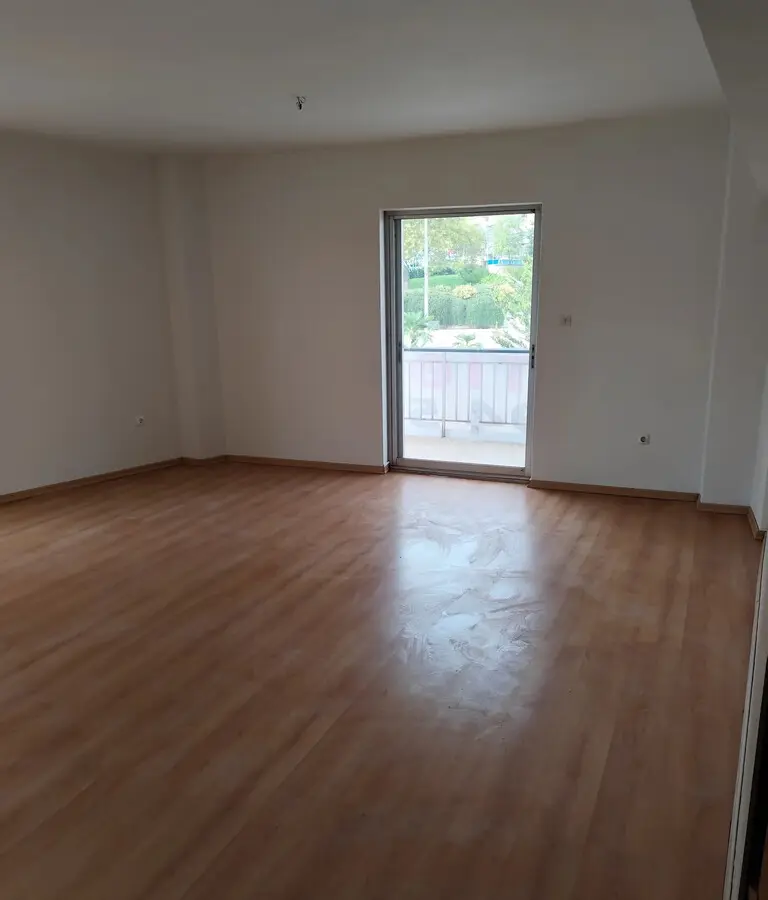 2-bedroom Flat In Petroupoli, Greece (100 M²)