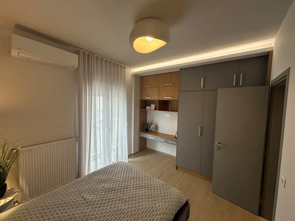 3-bedroom Flat In Center Of Thessaloniki, Greece (115 M²)
